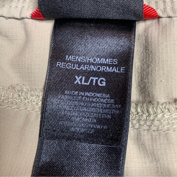 The North Face Men’s Shorts Size XL - Picture 4 of 4